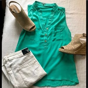 CR | Sleeveless Dressy Tank